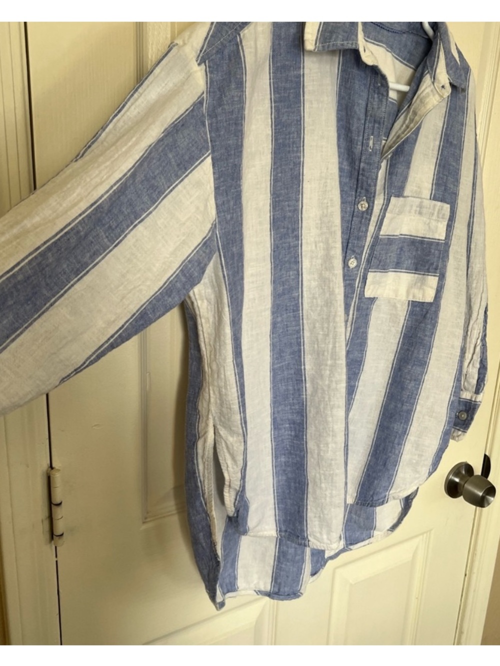 Maeve The Bennet Button Down
Linen/Cotton Blend Shirt - size Small / Medium - Picture 5 of 9